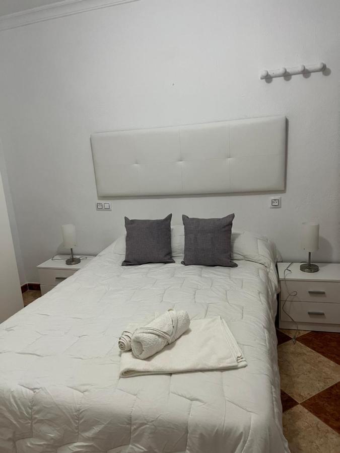 El Torreon 3 Apartment Lora del Rio Exterior photo